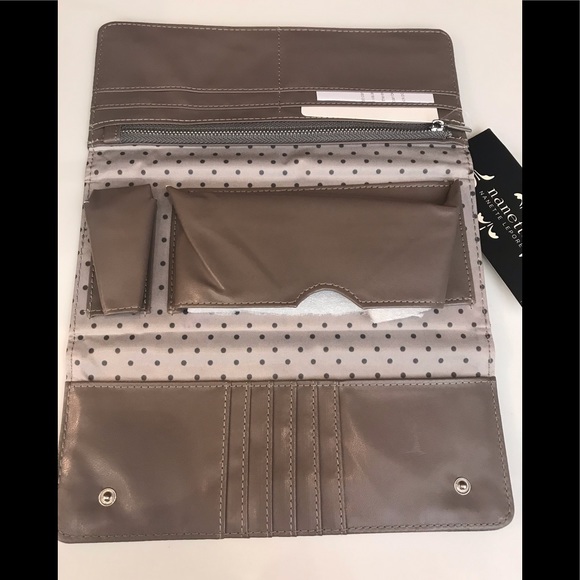 NANETTE LEPORE PEWTER PEBBLE WALLET NEW - Picture 6 of 8